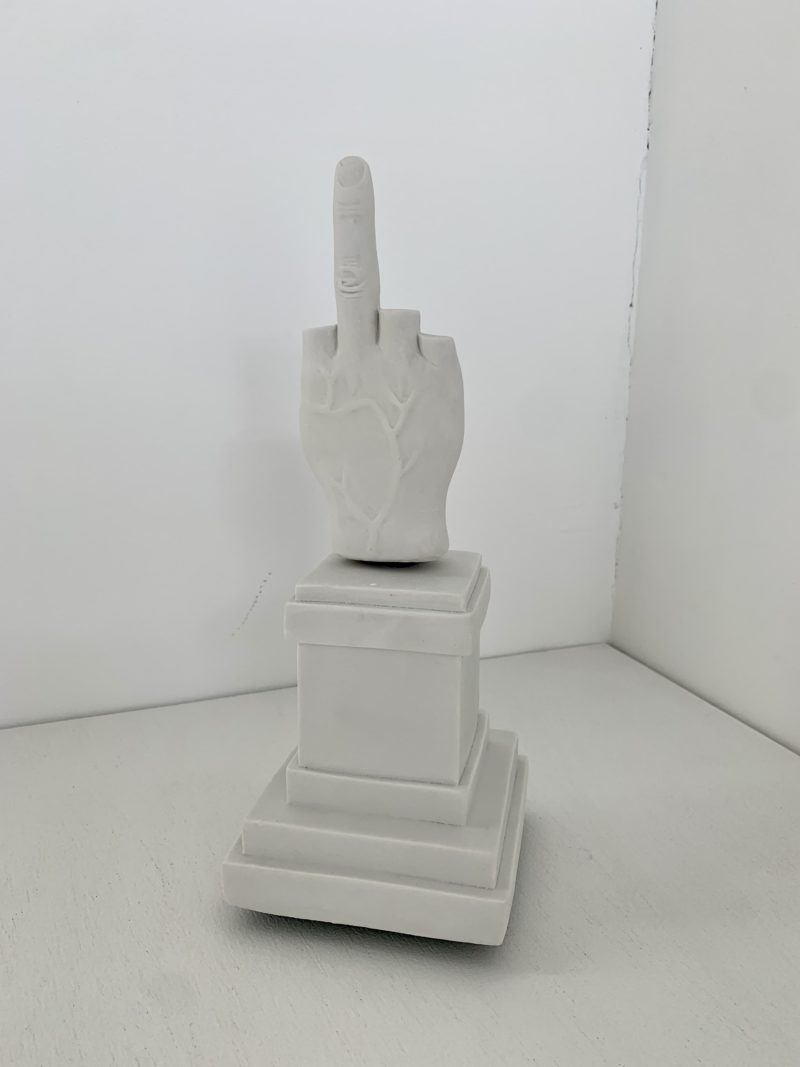 Maurizio CATTELAN, L.O.V.E. Carillon, 2015